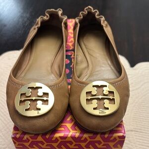 Tory Burch Brown Leather Flats with Gold Emblem